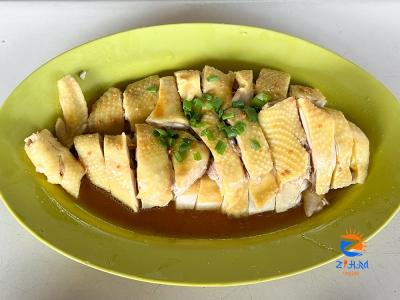 For some old fashioned chicken with noodles, head to PJ Old Town’s Shui Kee Steamed Chicken