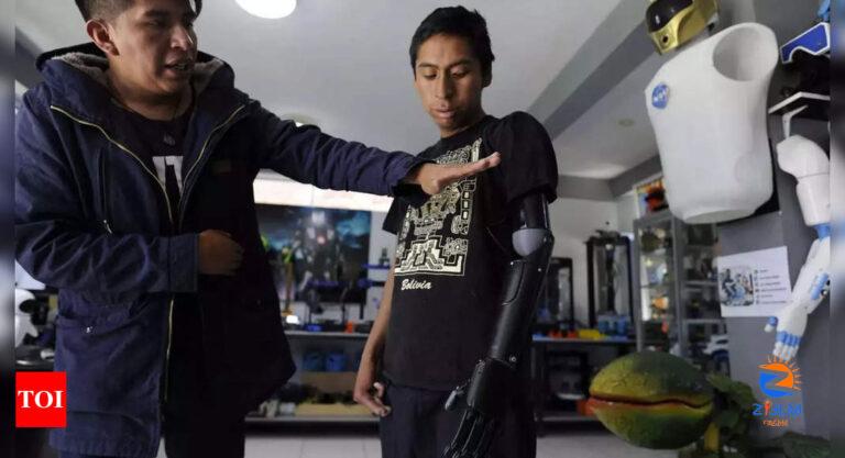 Bolivian toymaker restores limbs, dignity with 3D-printing