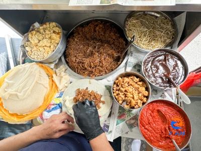 The travelling Bunga Raya Popiah food truck brings their pork lard ‘popiah’ from Melaka to the Klang Valley and Johor