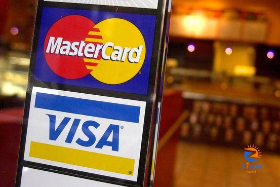 Visa, Mastercard Agree to Lower Swipe Fees