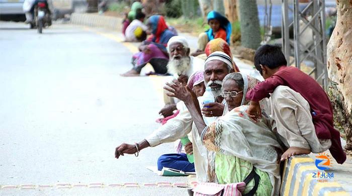 Beggars, criminals see Karachi as ‘big market during Ramadan, Eid season’