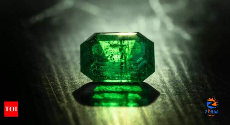 Gemstones of May: The radiance of Emerald and Chrysoprase for birthstone babies