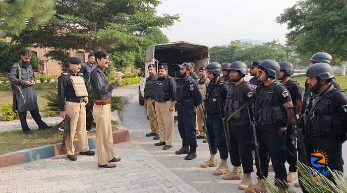 Peshawar cops restrained from sharing videos on social media