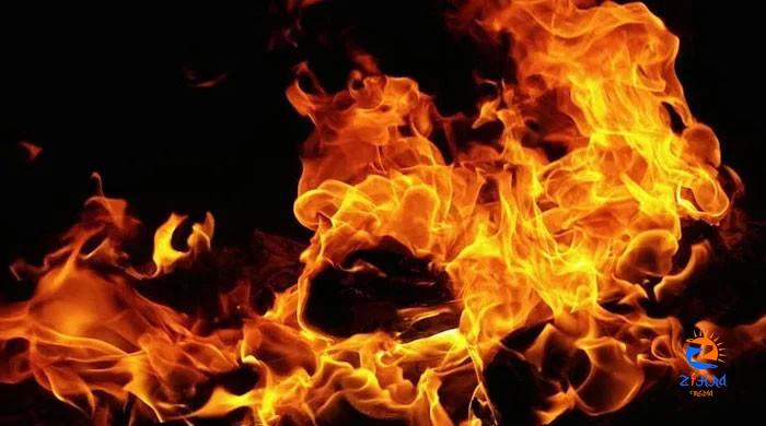 Lahore paint factory catches fire; no casualties reported