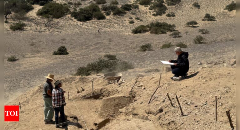 4,000-year-old temple remains, mythological relics found beneath Peru’s sand dune