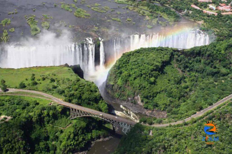 3-Day Victoria Falls Itinerary: Zambia, Zimbabwe and Botswana