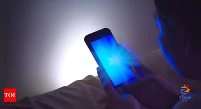 Blue light from your phone can harm your skin, explains dermatologist