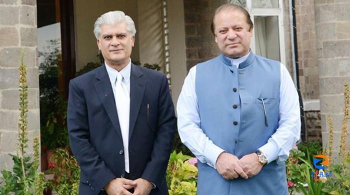 Nawaz Sharif’s ex-political secretary Asif Kirmani quits PML-N