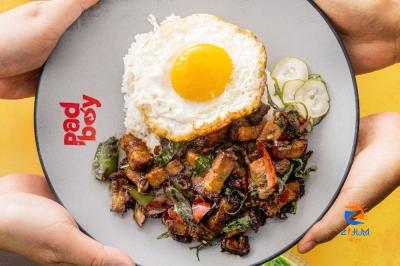 For mix-and-match ‘pad krapao’, head to Padboy in Taman Paramount, PJ