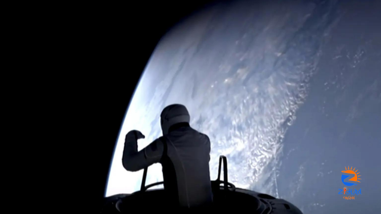 Breathtaking cosmic catwalk! SpaceX makes history with first-ever private spacewalk