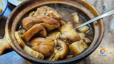 Hidden in some flats off Old Klang Road, Tua Bak Kia Bak Kut Teh serves up satisfying Klang-style ‘bak kut teh’