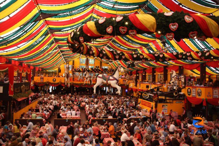 Culinary Guide to the Best Food at Oktoberfest in Munich