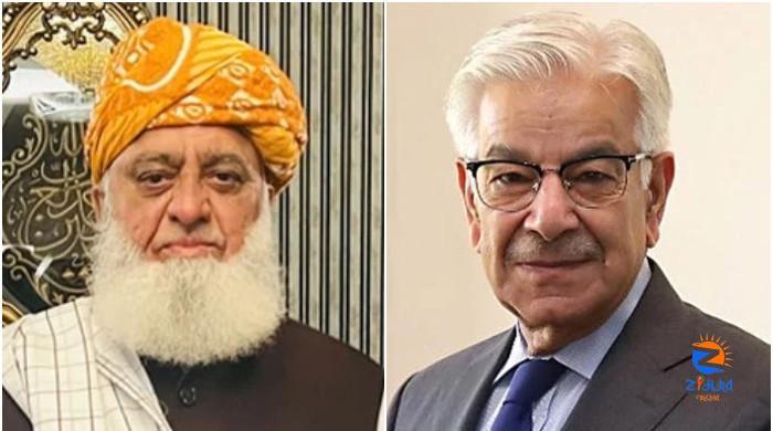 Despite Fazl’s rejection, Asif says hope still alive for JUI-F supporting constitutional amendment